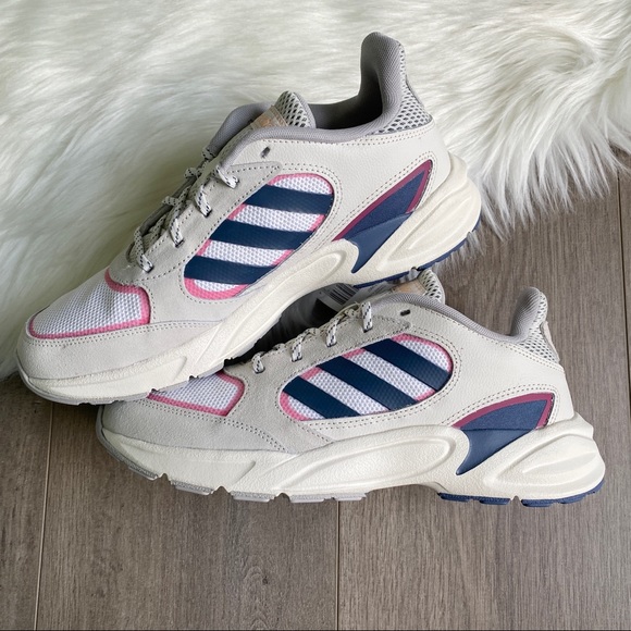 NWT Adidas 90s Valasion Women’s Shoes - Picture 8 of 9